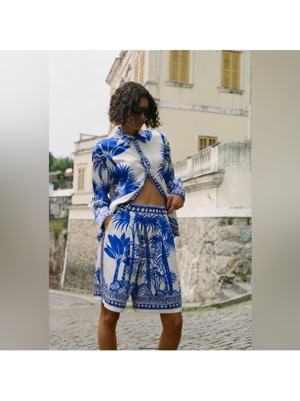 Blue and White Tropical Print Button-Up Shirt and berbuda shorts ZARA SET